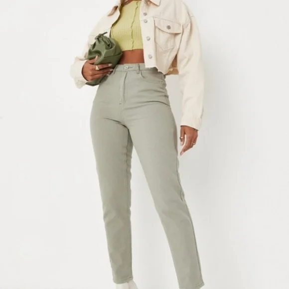 Missguided Riot High Rise Mom Jeans Khaki - Picture 1 of 8